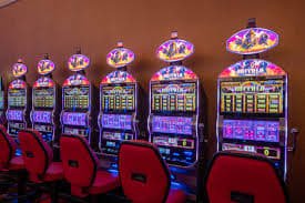 topslop တိုက်ရိုက်ကာစီနို Baccarat HD ဗွီဒီယိုကင်မရာ စနစ်နှင့် ကစားသမားများ